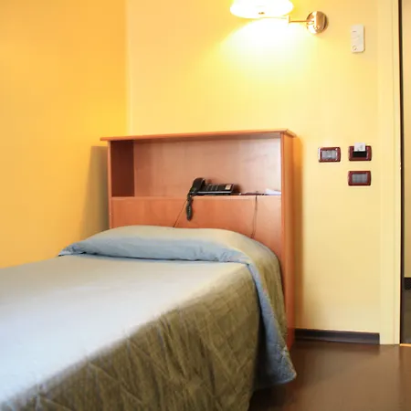 Impero 4*