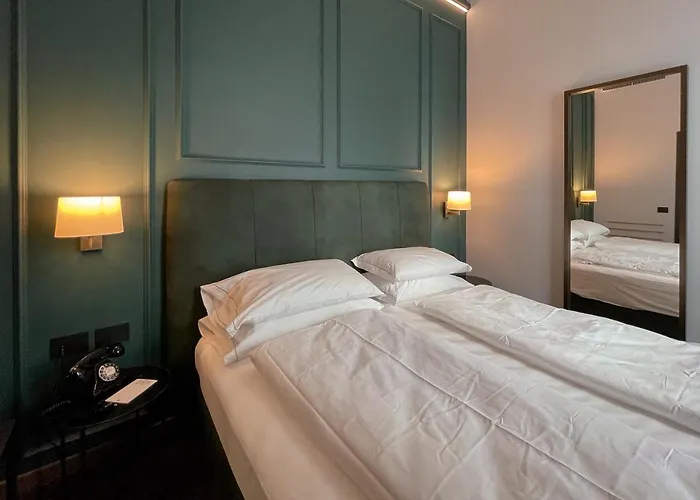 Impero ホテル 4*