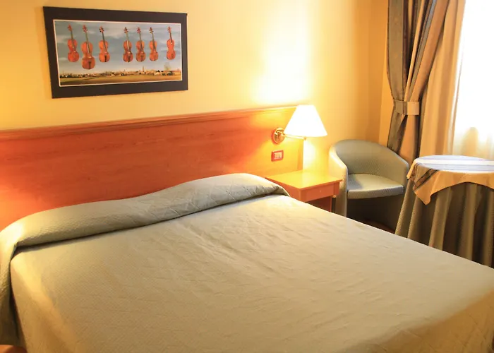 Impero ホテル 4*