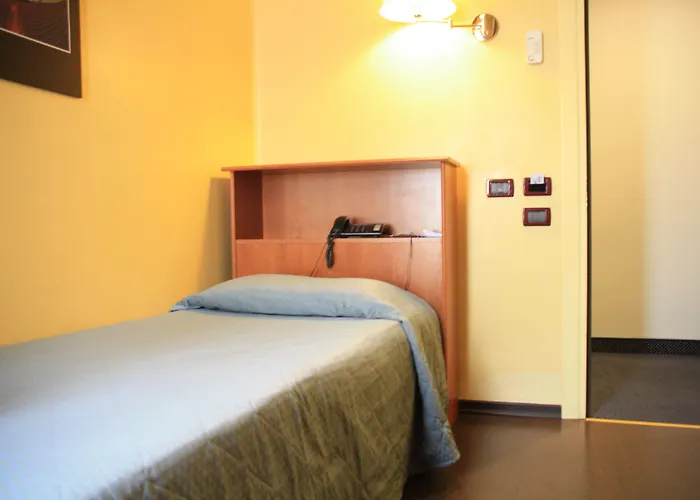 Impero 4*